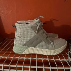 NEW Sorel Out N About III Sneaker